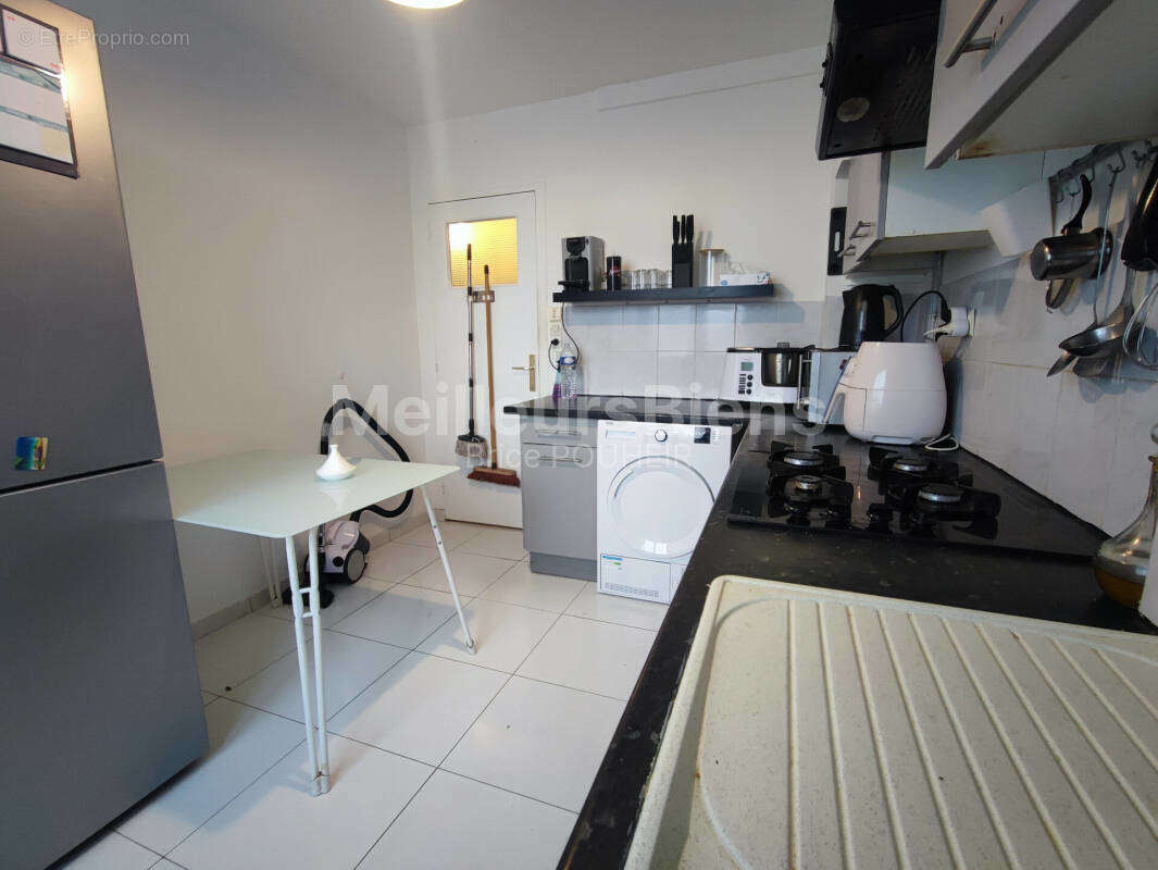 Appartement à LA CHAPELLE-SAINT-LUC