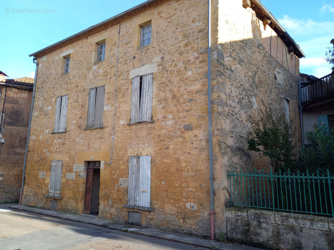 Maison à BELVES