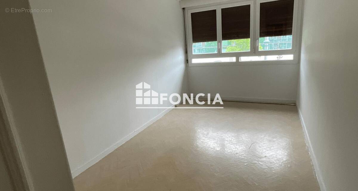 Appartement à SARCELLES