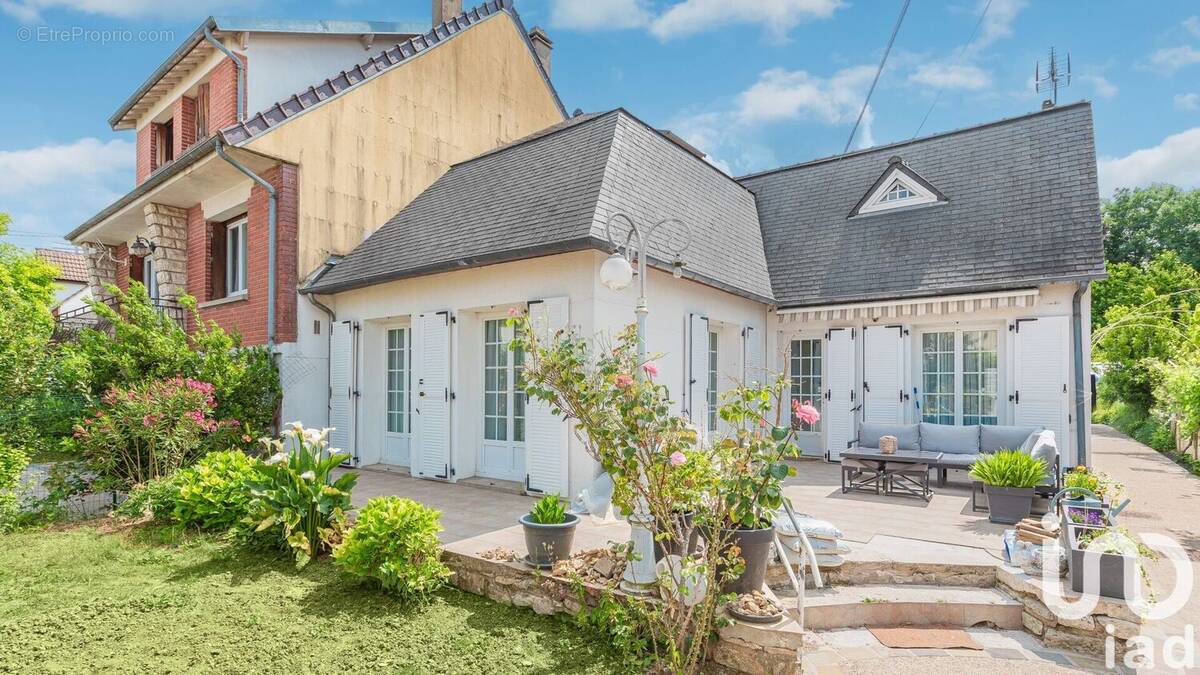 Photo 1 - Maison à MANDRES-LES-ROSES