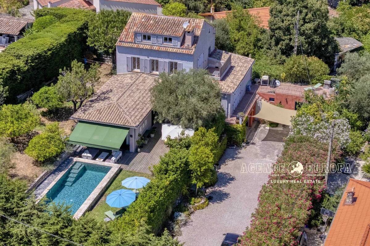 Maison à LE CANNET
