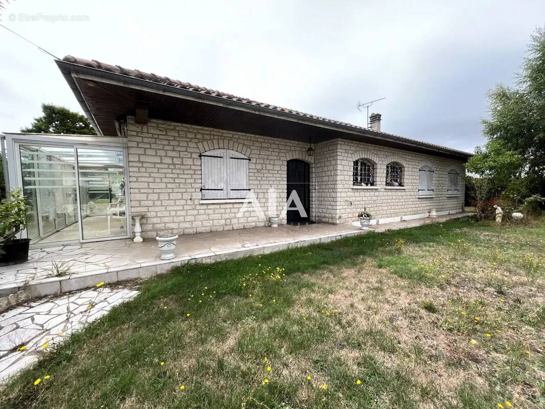 Maison à MAINE-DE-BOIXE