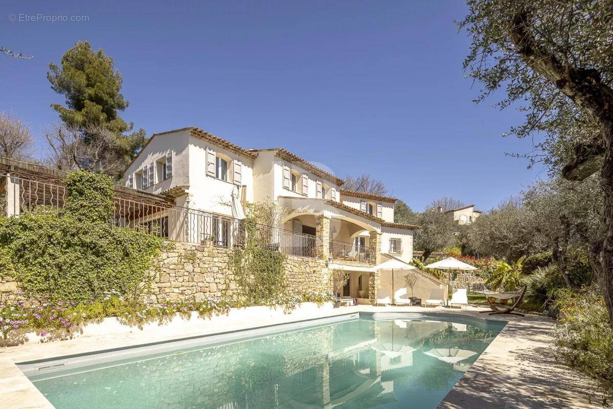 Maison à OPIO