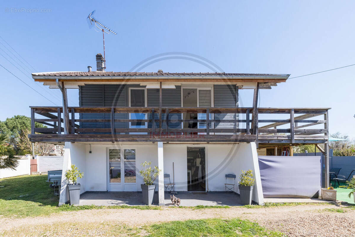 Maison à AUBERGENVILLE