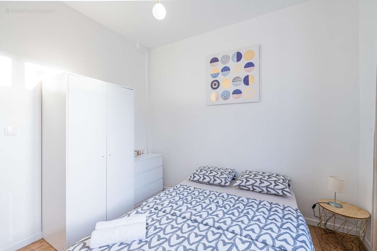 Appartement à SURESNES
