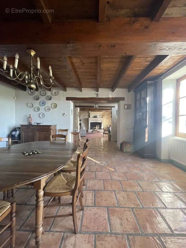 Maison à PEREUIL