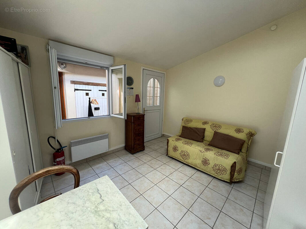 Appartement à LE PERRAY-EN-YVELINES