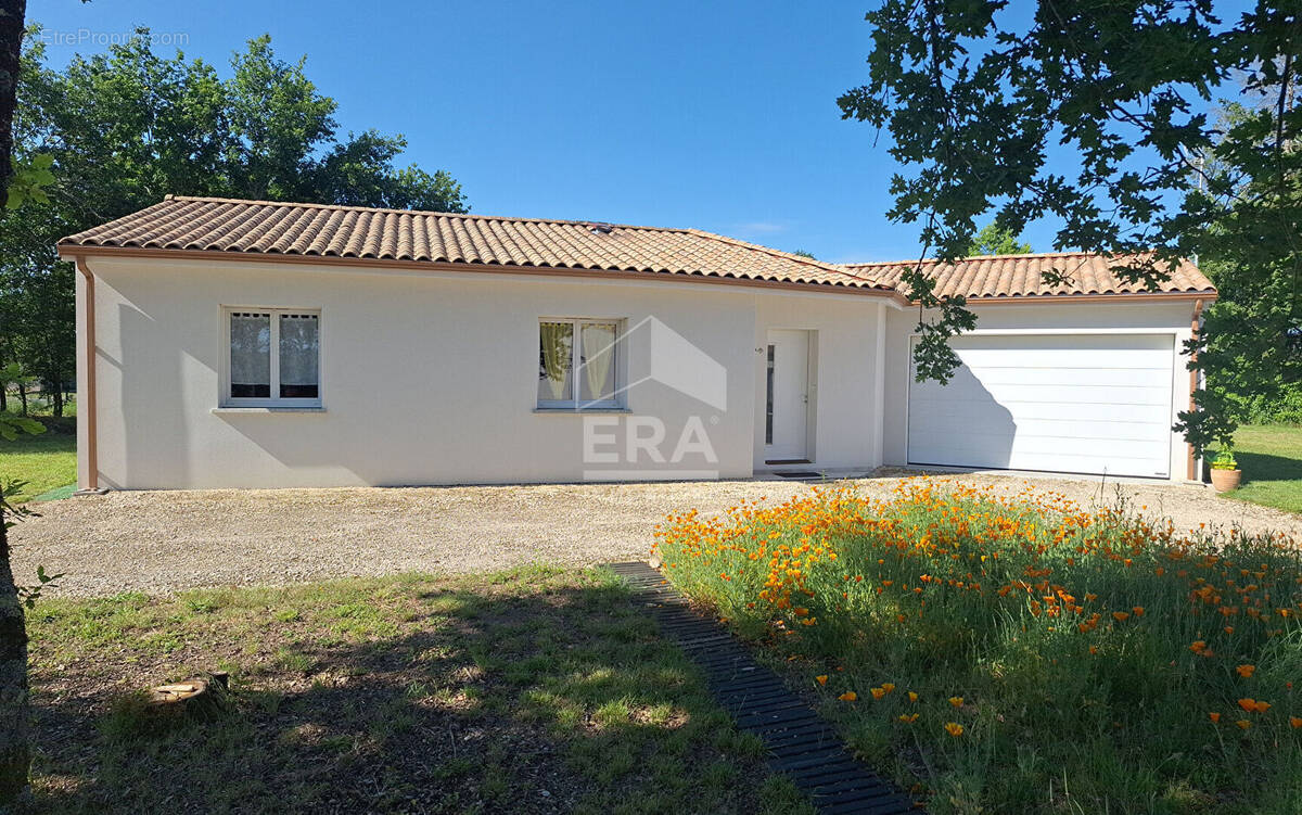 Maison à MONTPON-MENESTEROL