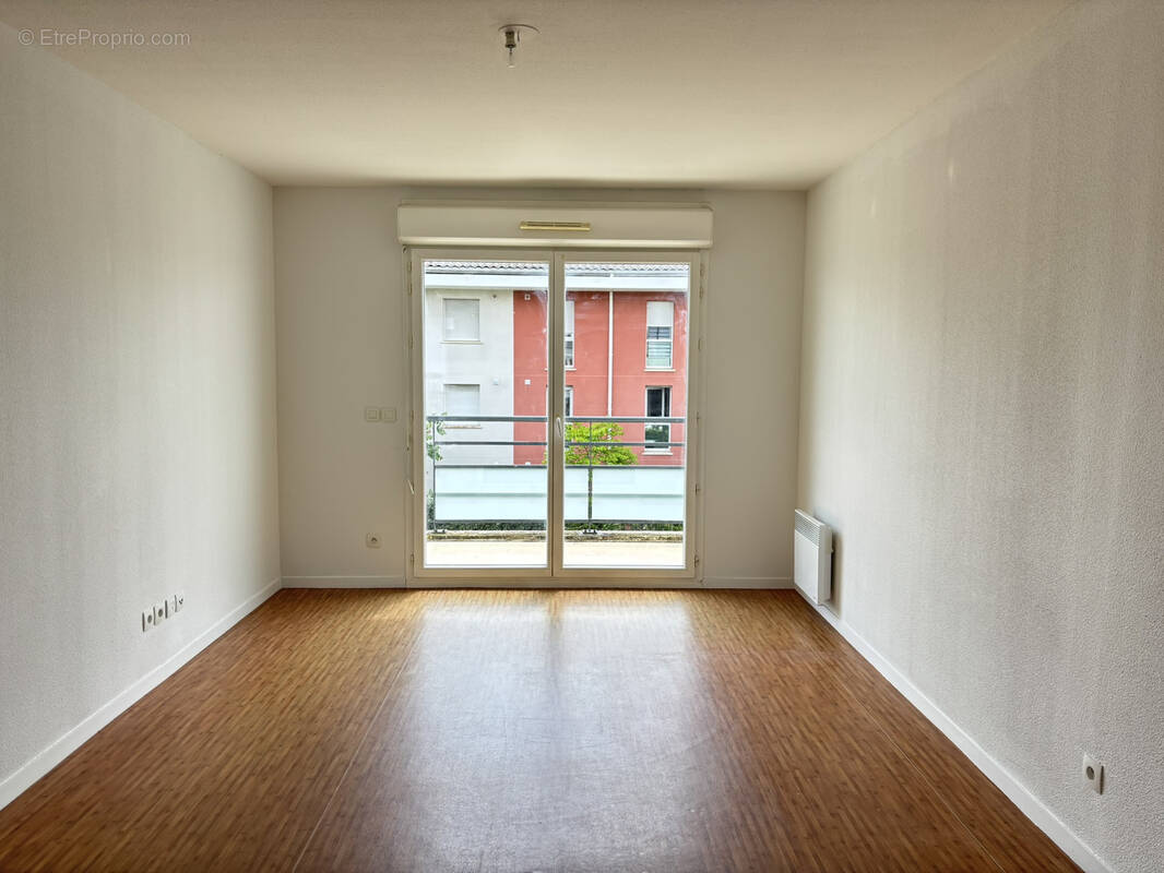 Appartement à YVRAC