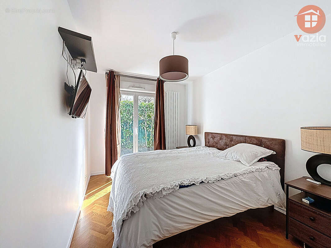 Appartement à SURESNES
