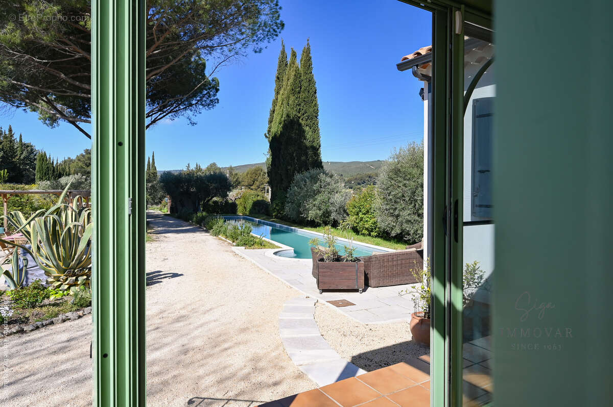 Maison à LE CASTELLET