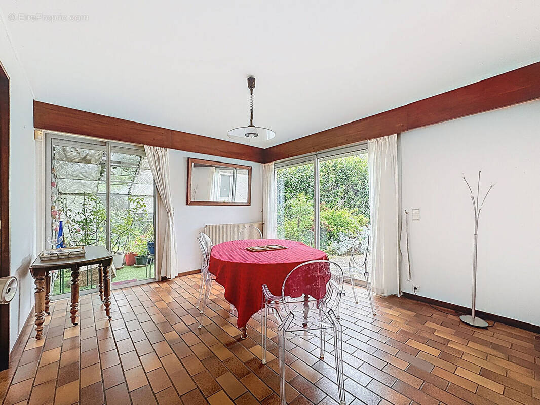 Maison à RAMONVILLE-SAINT-AGNE