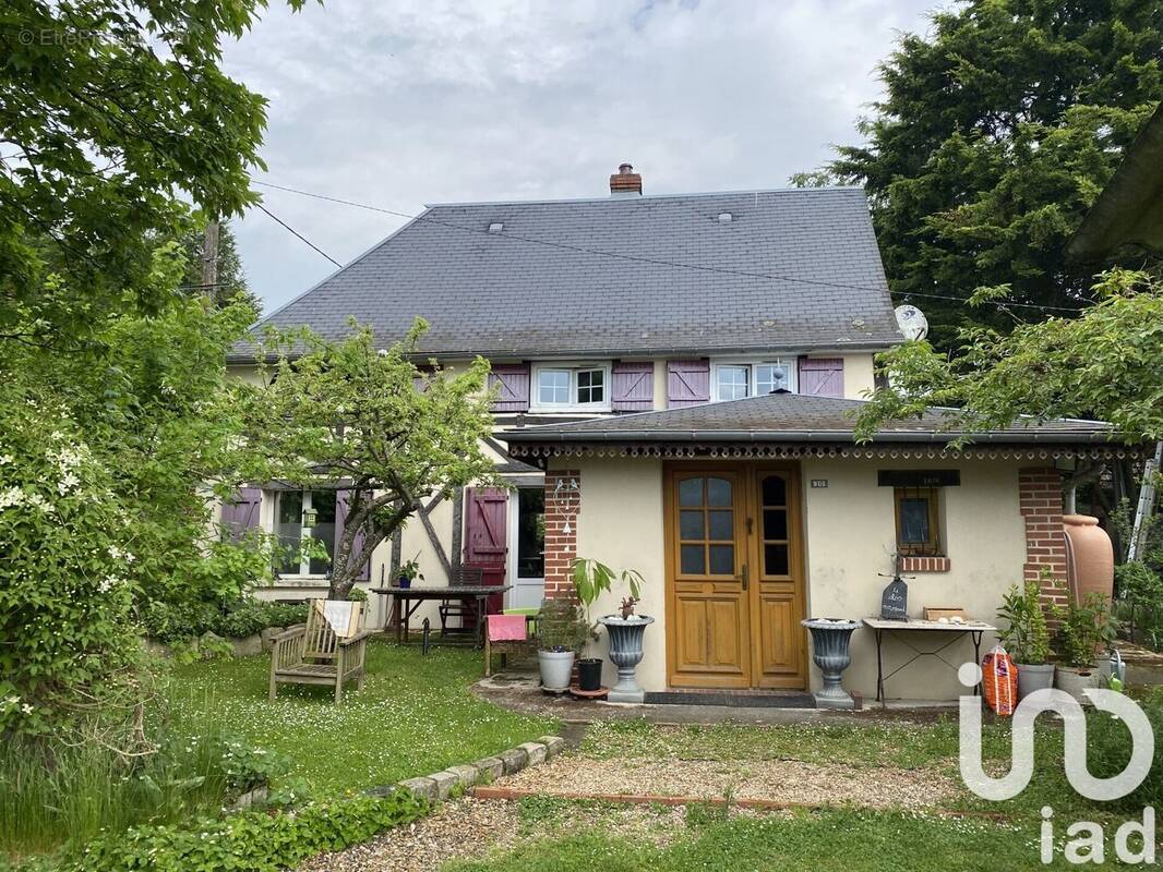 Photo 1 - Maison à ETREPAGNY