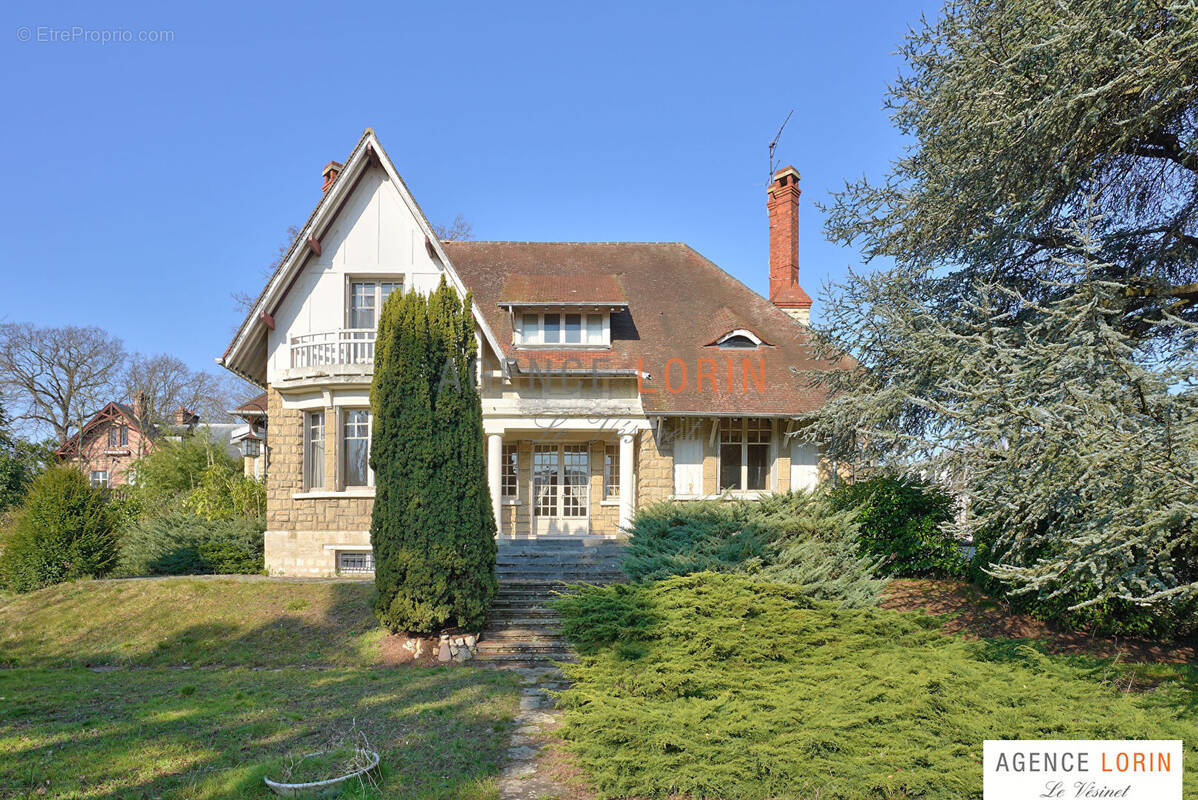 Maison à LE VESINET
