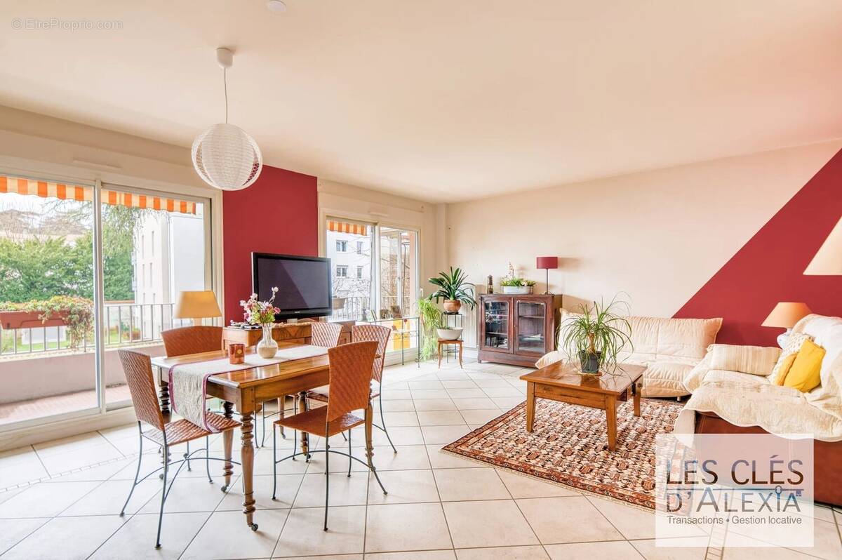 Appartement à TASSIN-LA-DEMI-LUNE