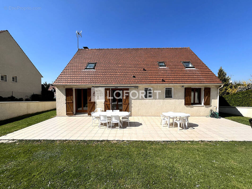 Maison à TESSANCOURT-SUR-AUBETTE
