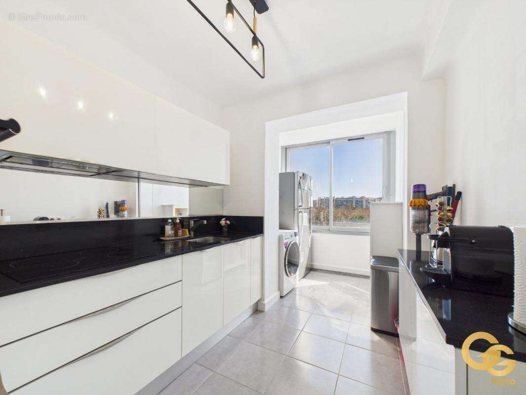 Appartement à MANDELIEU-LA-NAPOULE
