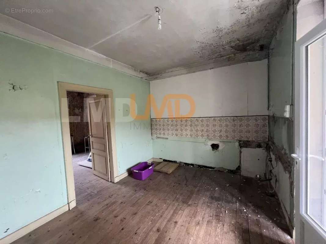 Appartement à AUBIN
