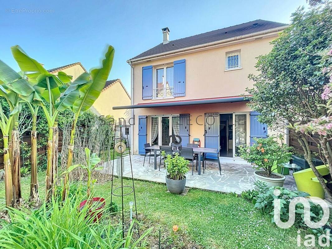 Photo 1 - Maison à LA QUEUE-EN-BRIE