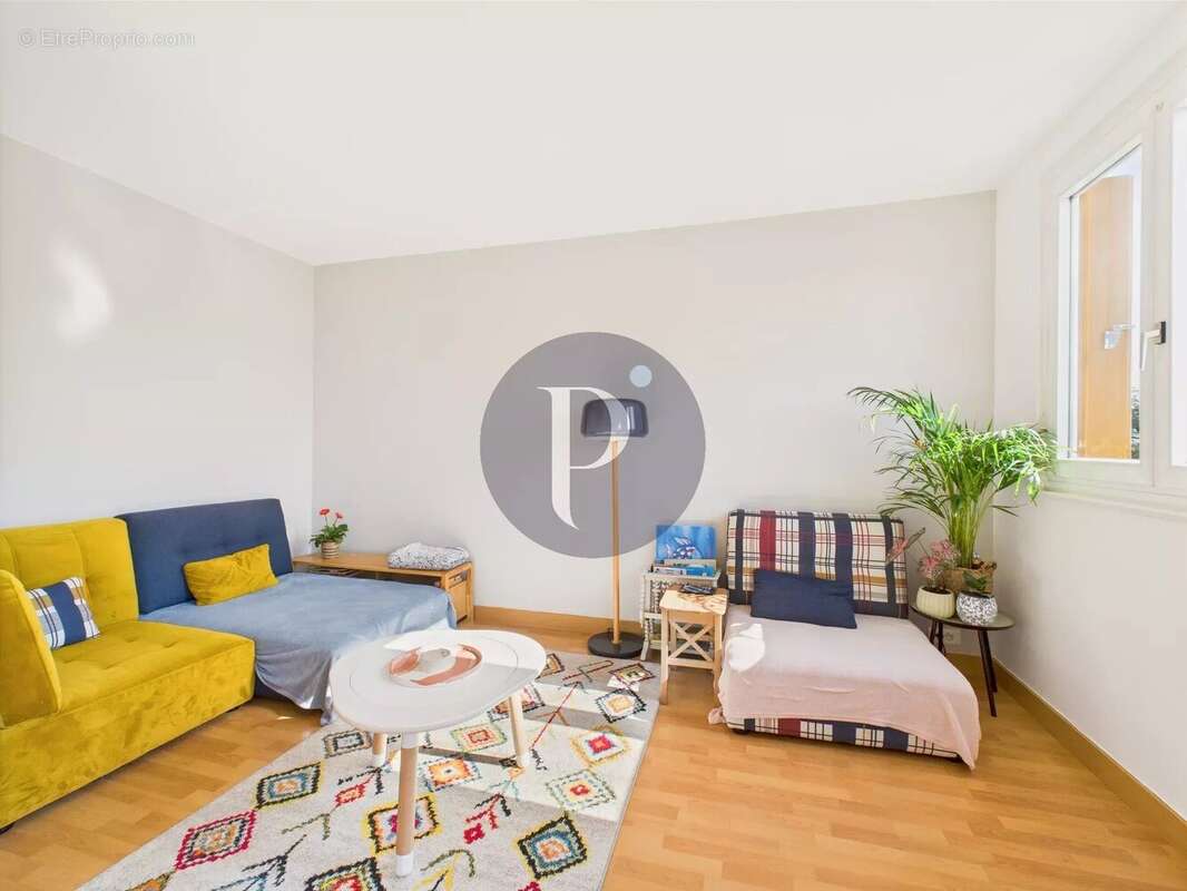 Appartement à LE PLESSIS-ROBINSON