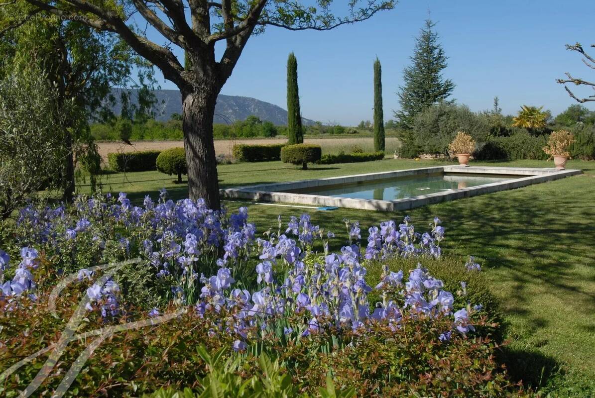 Maison à CABRIERES-D&#039;AVIGNON