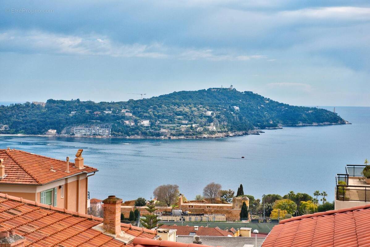 Appartement à VILLEFRANCHE-SUR-MER