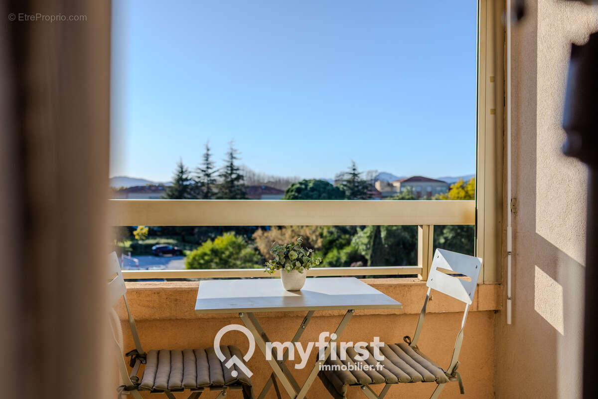 Appartement à LA LONDE-LES-MAURES
