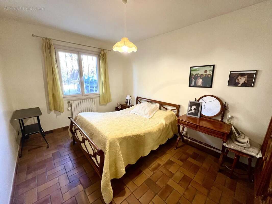 Maison à EGUILLES
