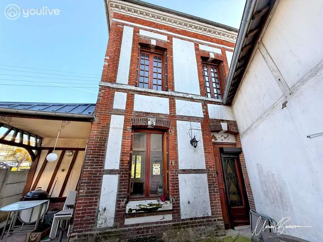 Maison à NEUFCHATEL-EN-BRAY