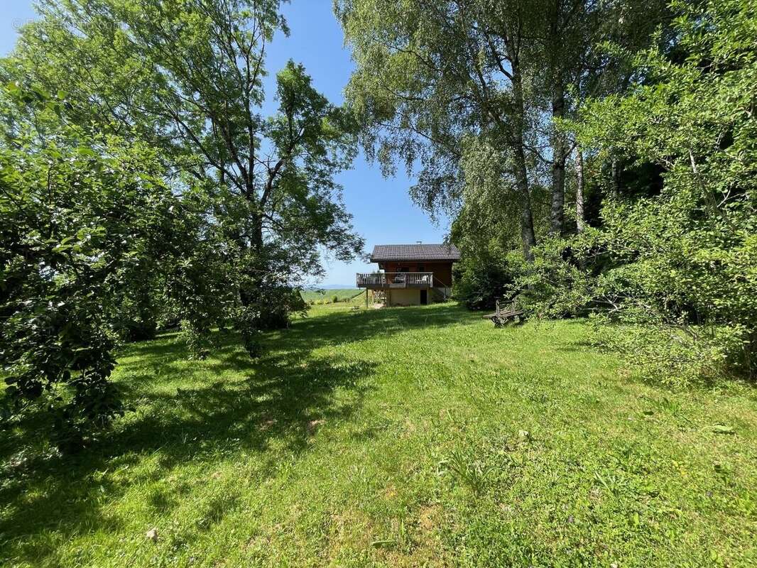 Maison à EVIRES