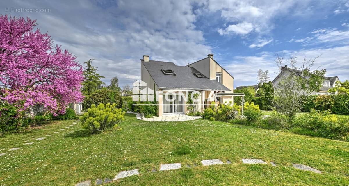 Maison à ROSNY-SUR-SEINE