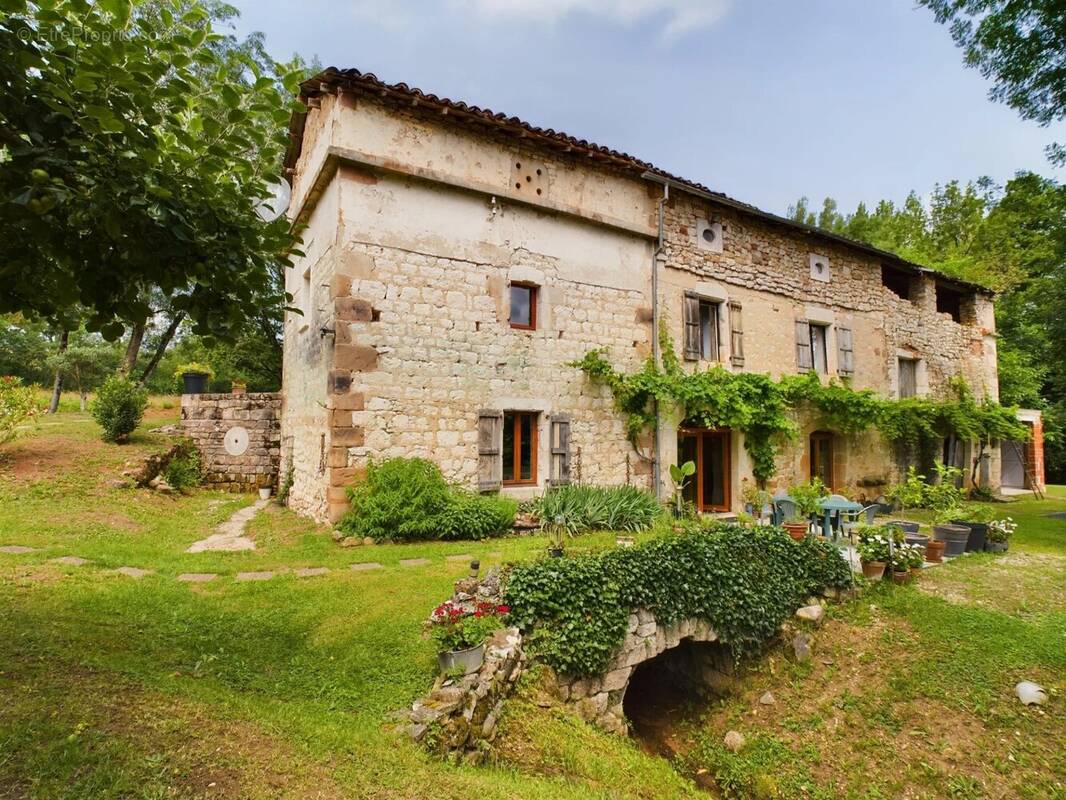 Maison à CORDES-SUR-CIEL