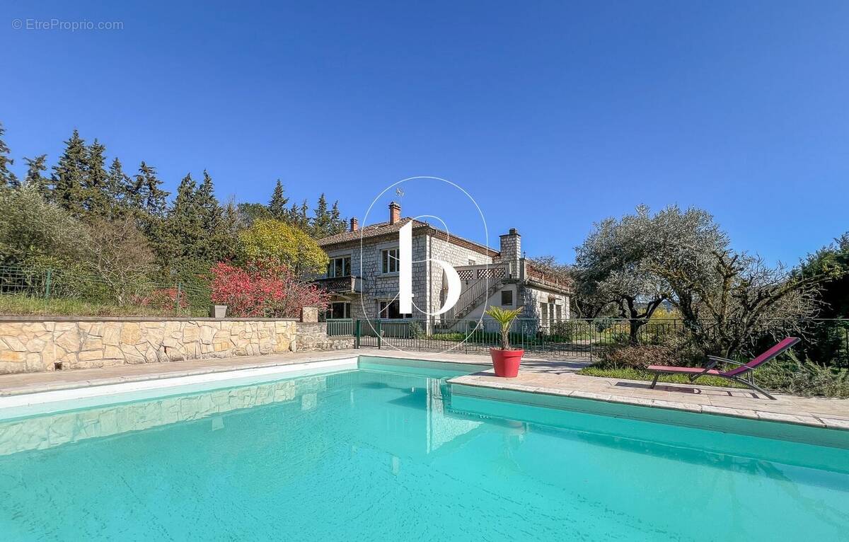 Maison à VALLON-PONT-D&#039;ARC