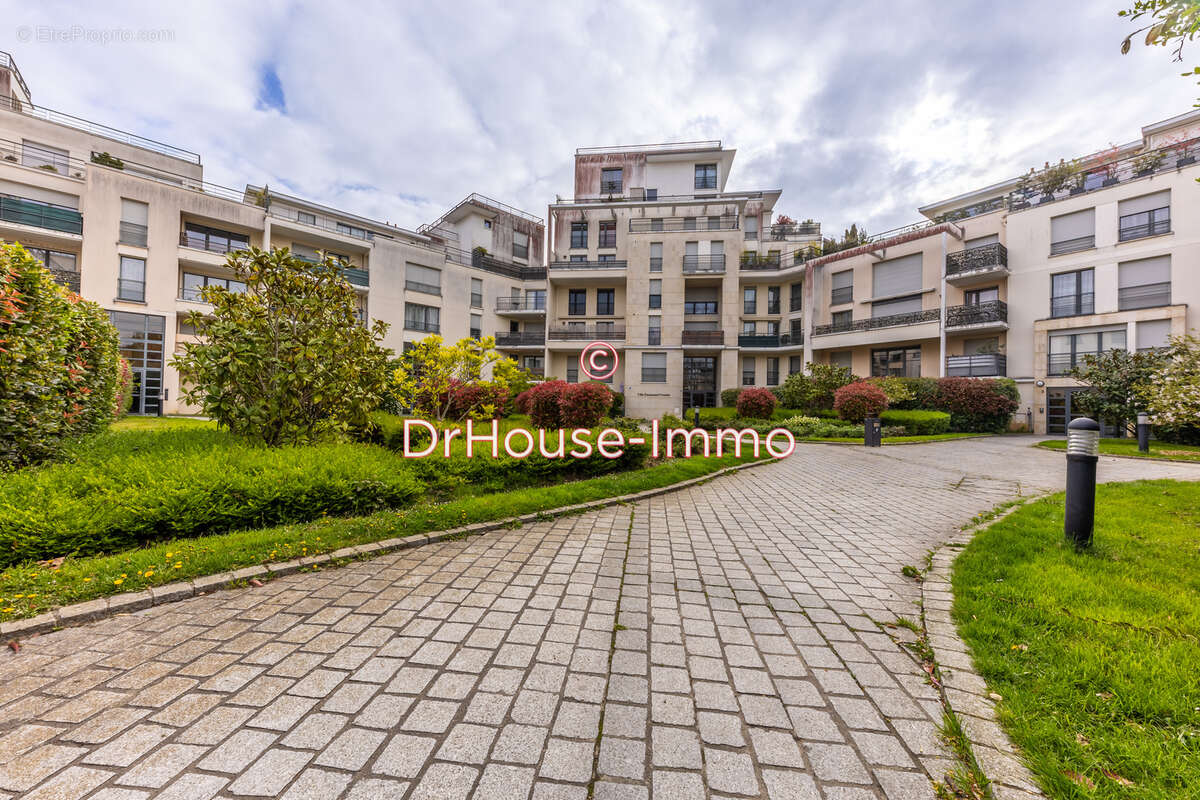 Appartement à ELANCOURT