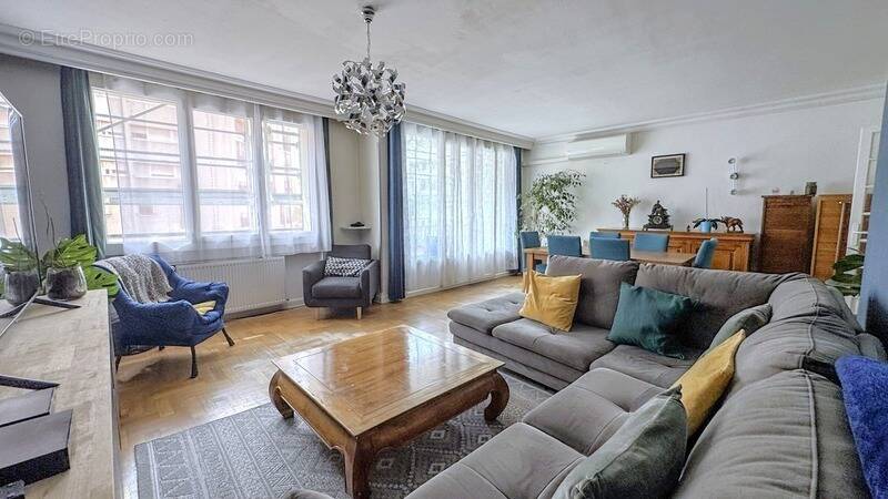 Appartement à VILLEURBANNE