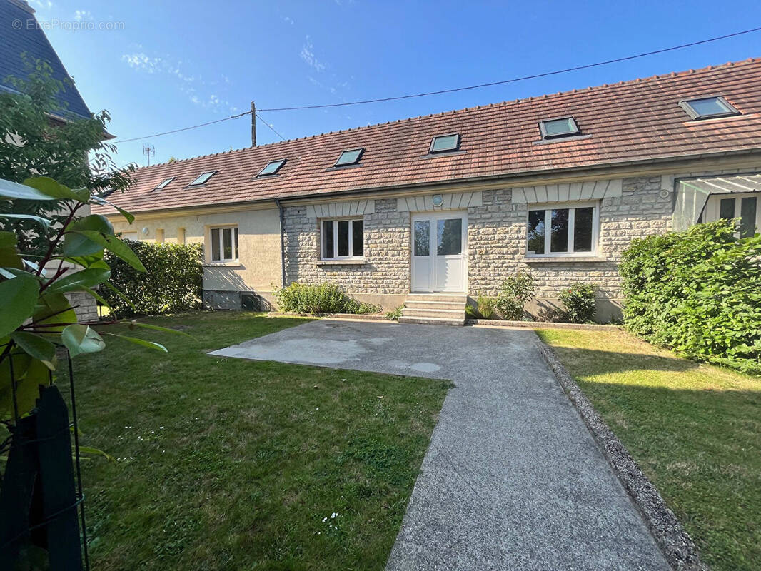 Appartement à CREPY-EN-VALOIS