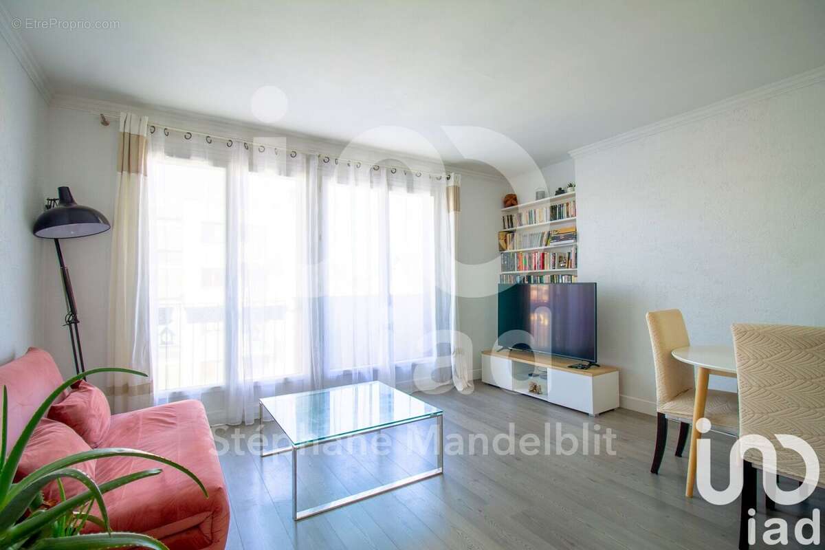 Photo 2 - Appartement à SAINT-MAUR-DES-FOSSES