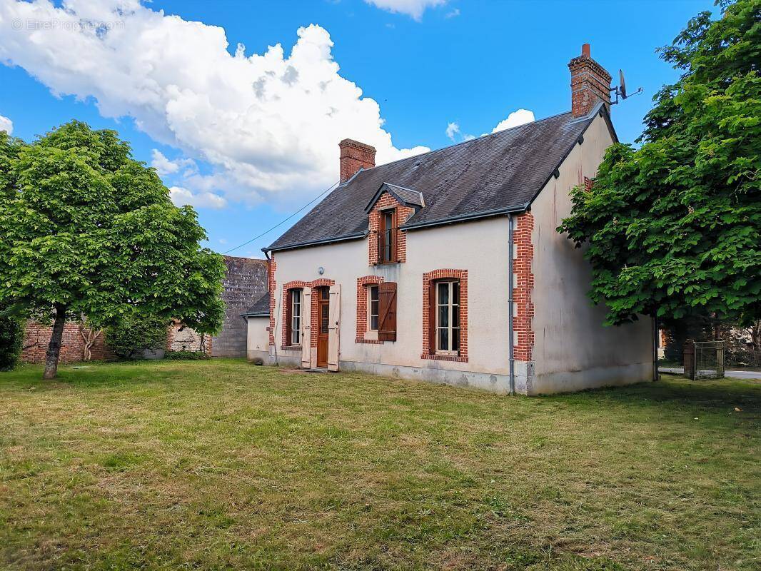 Maison à COURMEMIN