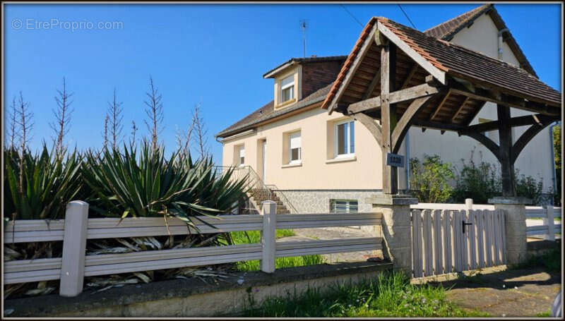 Maison à LE LUDE