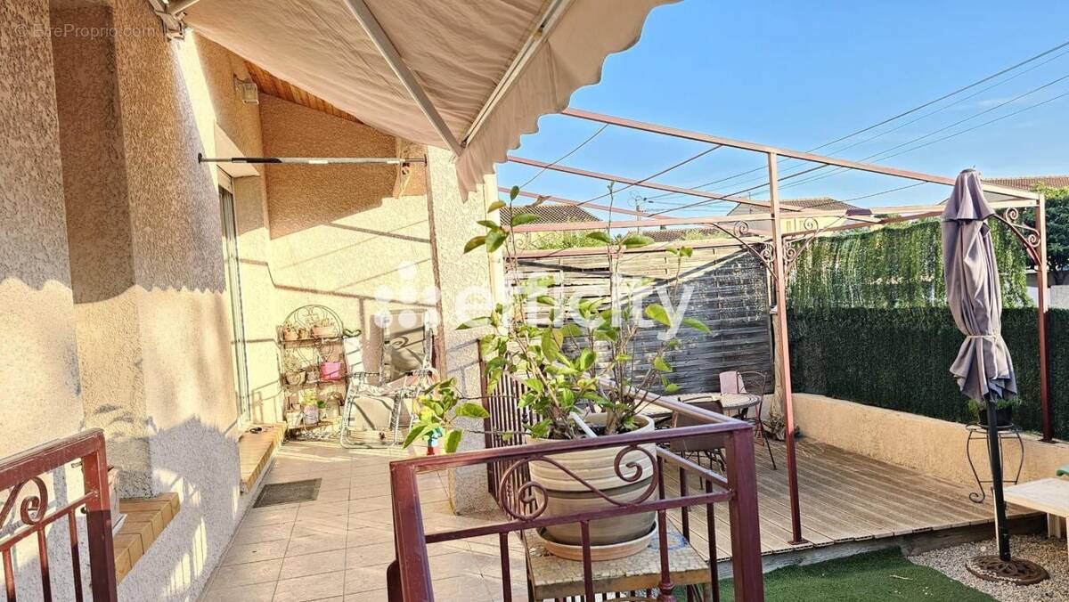 Maison à PAULHAN