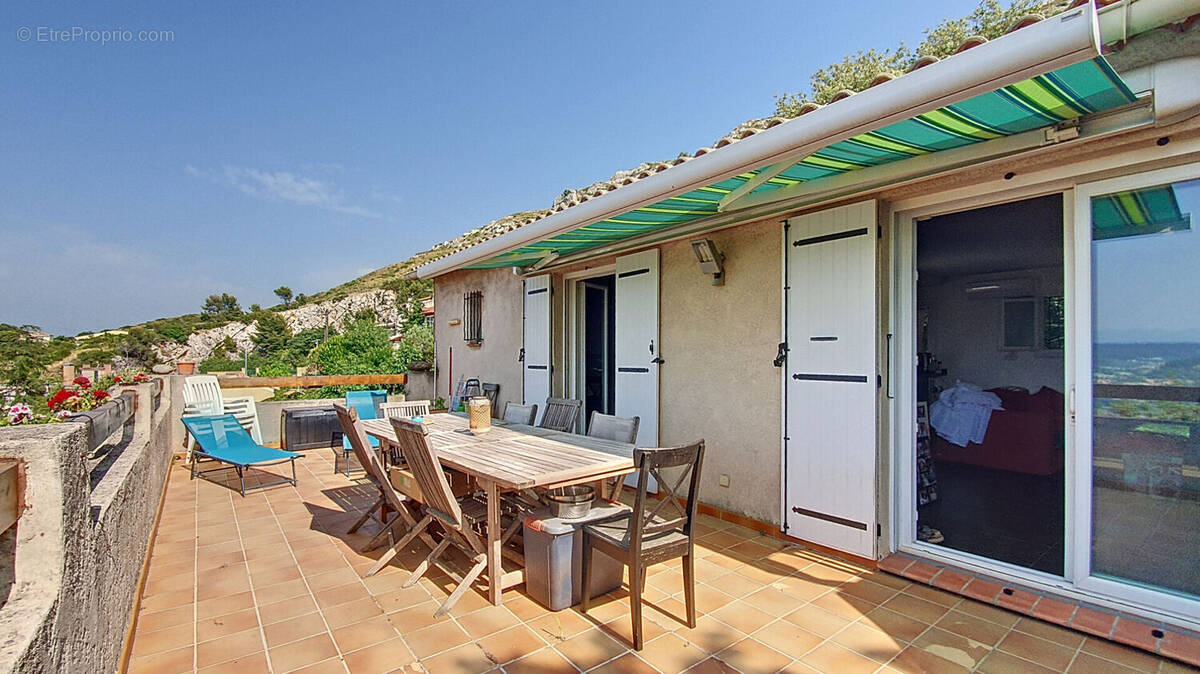 Maison à MARSEILLE-11E