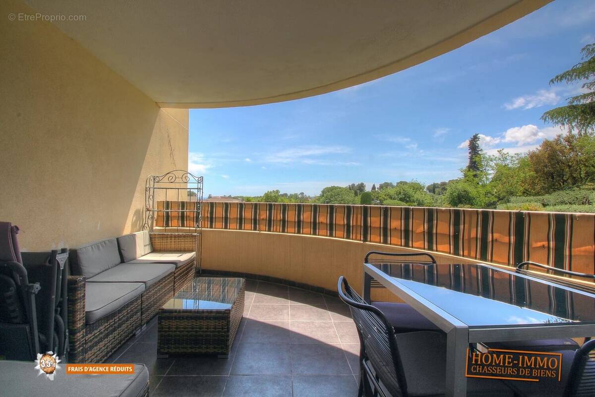 Appartement à VILLENEUVE-LOUBET