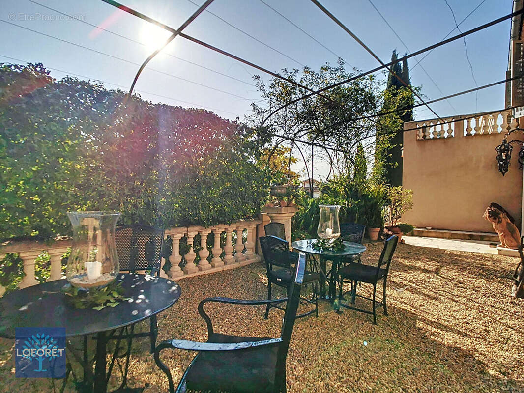 Maison à VALLAURIS
