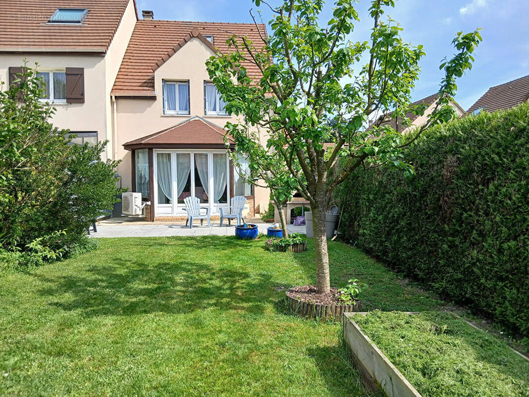 Maison à PLAISIR