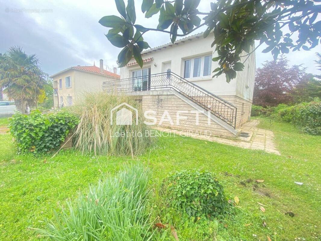 Photo 1 - Maison à MARENNES