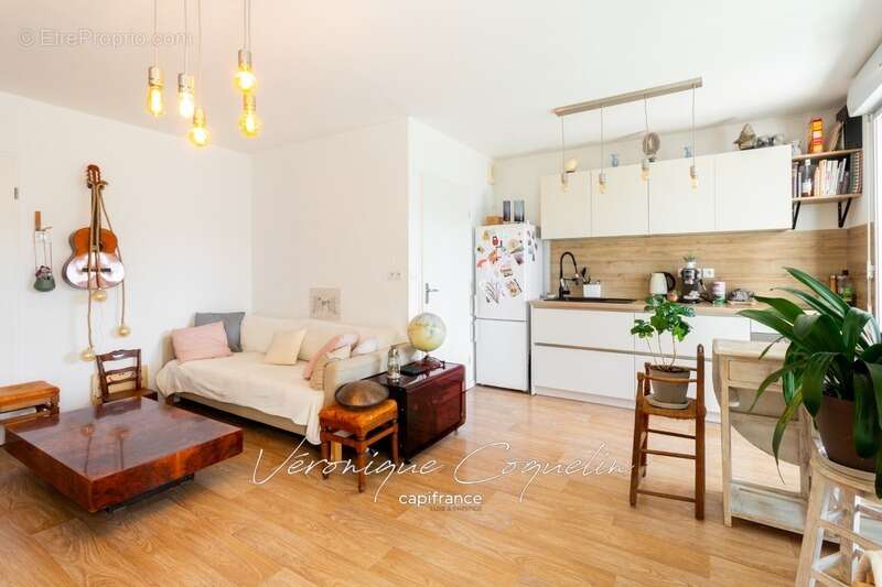 Appartement à SAINTE-LUCE-SUR-LOIRE