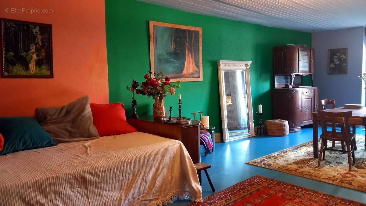 Maison à FRESNES-SUR-APANCE