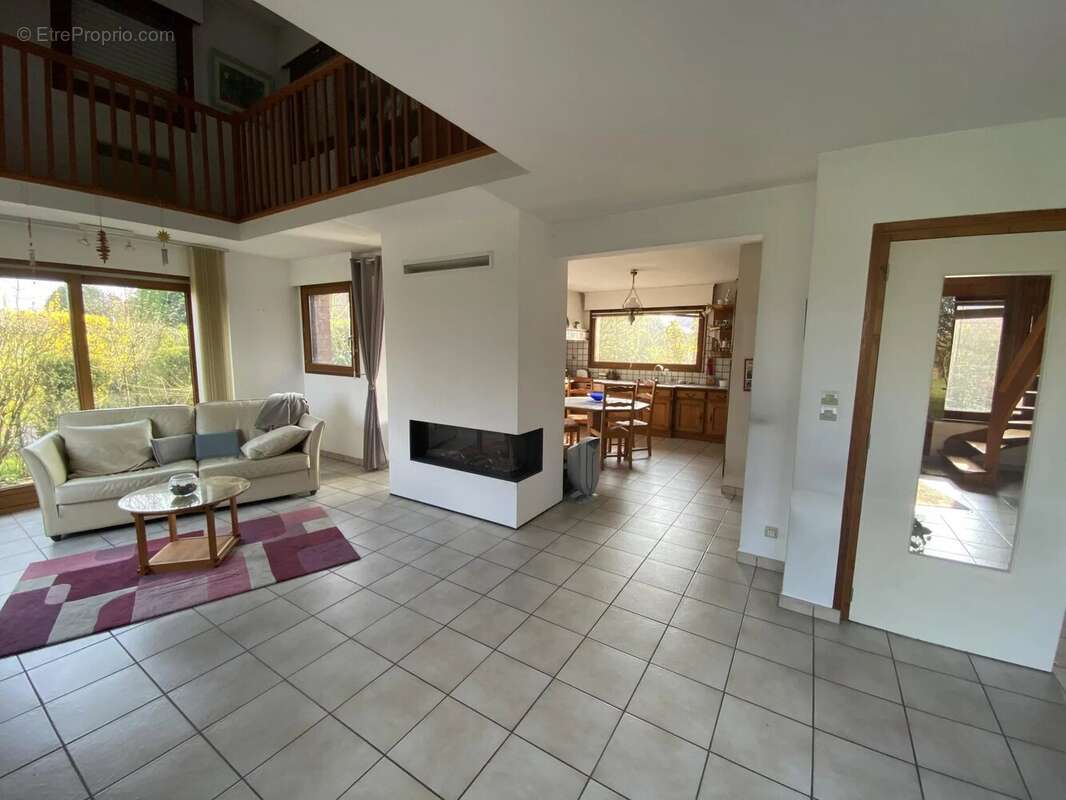 Maison à SAINGHIN-EN-MELANTOIS