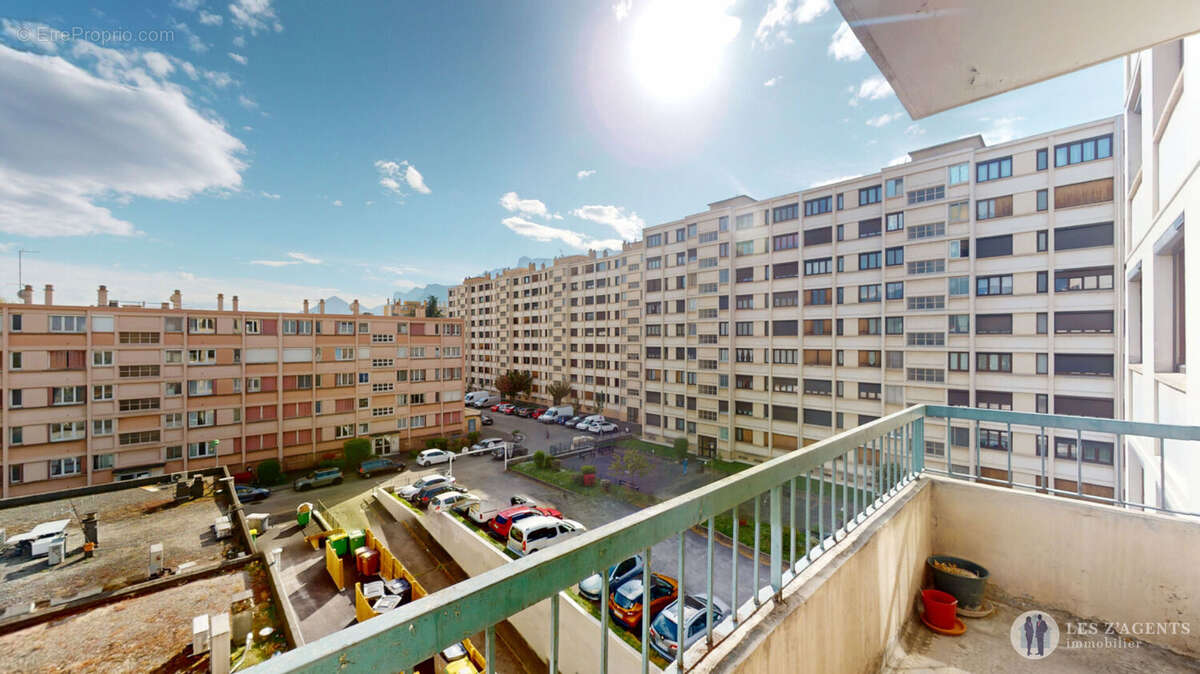 Appartement à ECHIROLLES