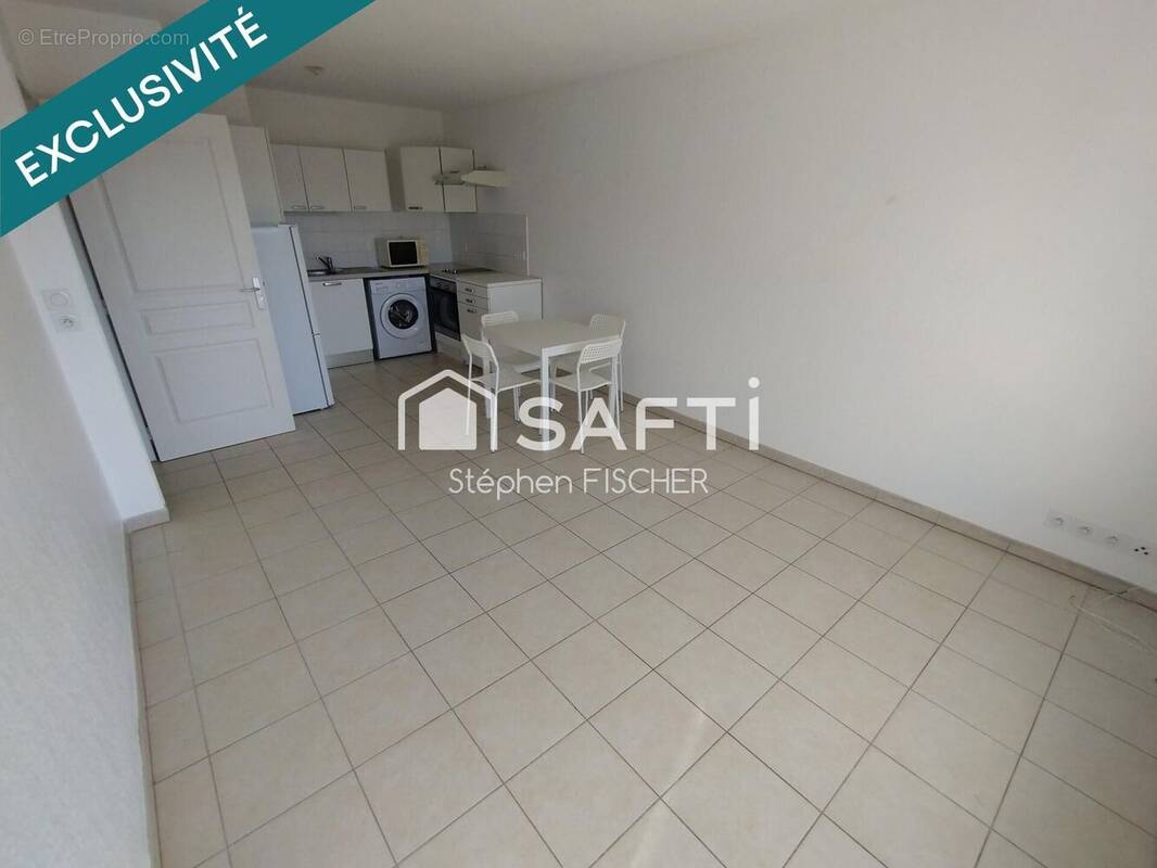 Photo 1 - Appartement à LE LUC